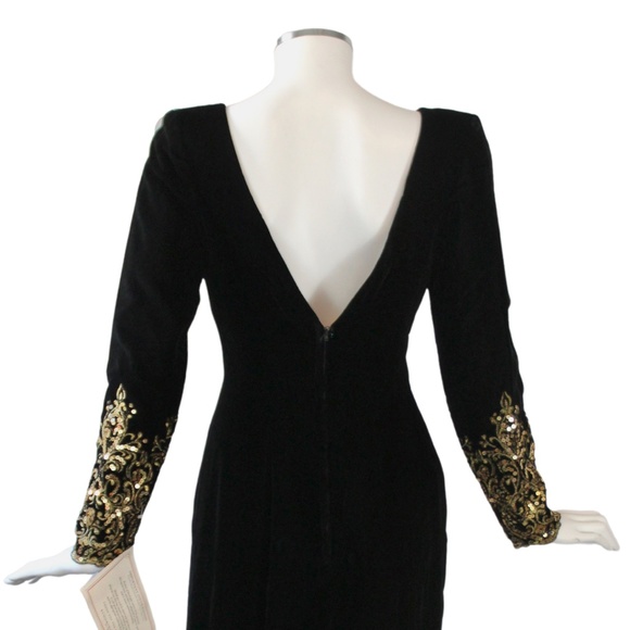 VINTAGE 1980s Victor Costa Velvet Gown | Rear Deep-v | Sequin Design - Size 8 - Picture 6 of 8